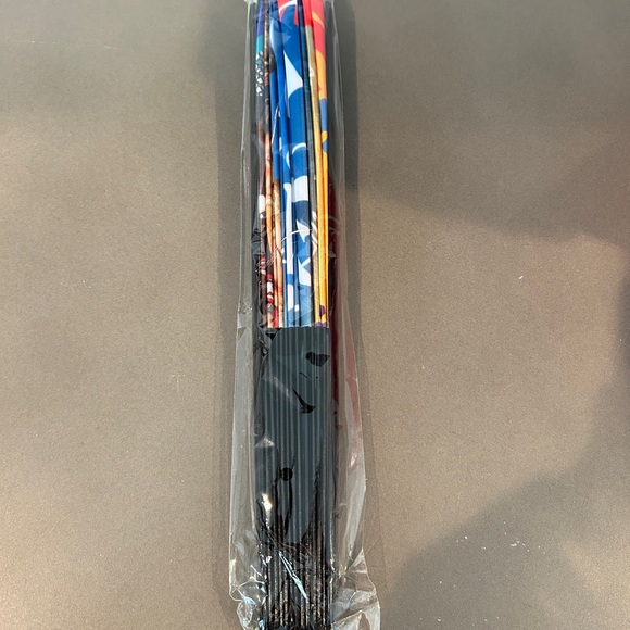 GOLDEN GIRLS - THE LAUGHS CONTINUE giant fan - Picture 2 of 2